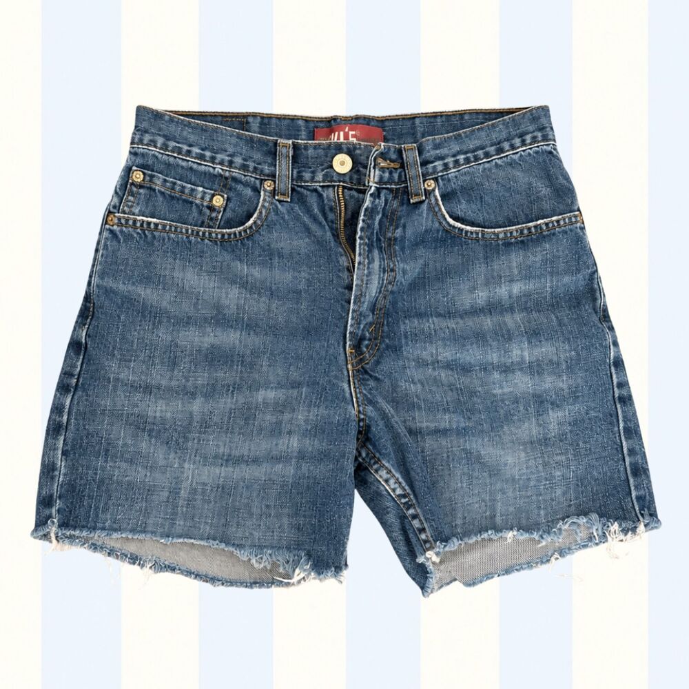 Levi’s 569 Loose Straight Cutoff Shorts